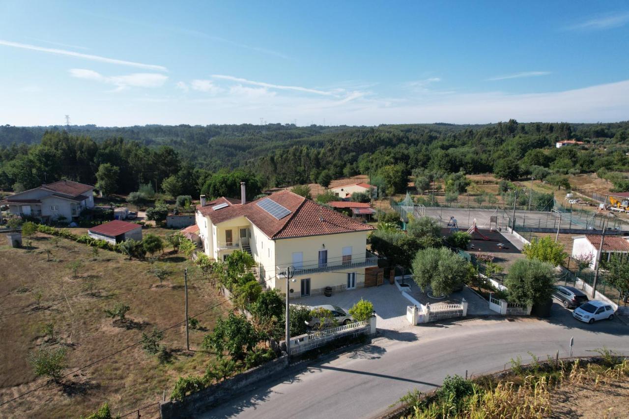 A Casa Amarela Apartman Pinheiro de Coja Kültér fotó